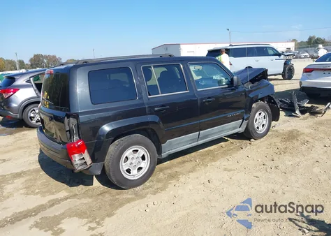 2011 Jeep Patriot Sport из США, поврежденный, VIN 1J4NT1GA4BD159773